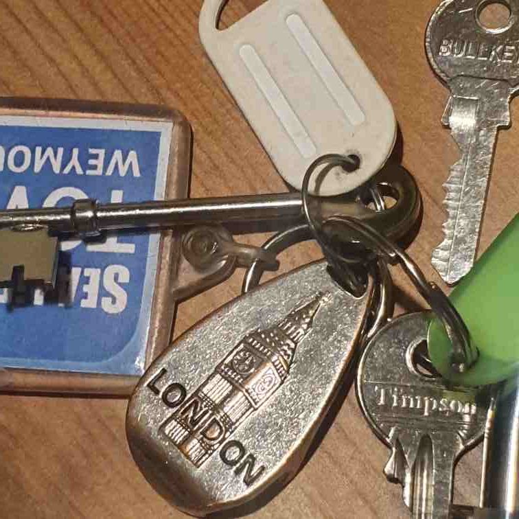 keys on keyring